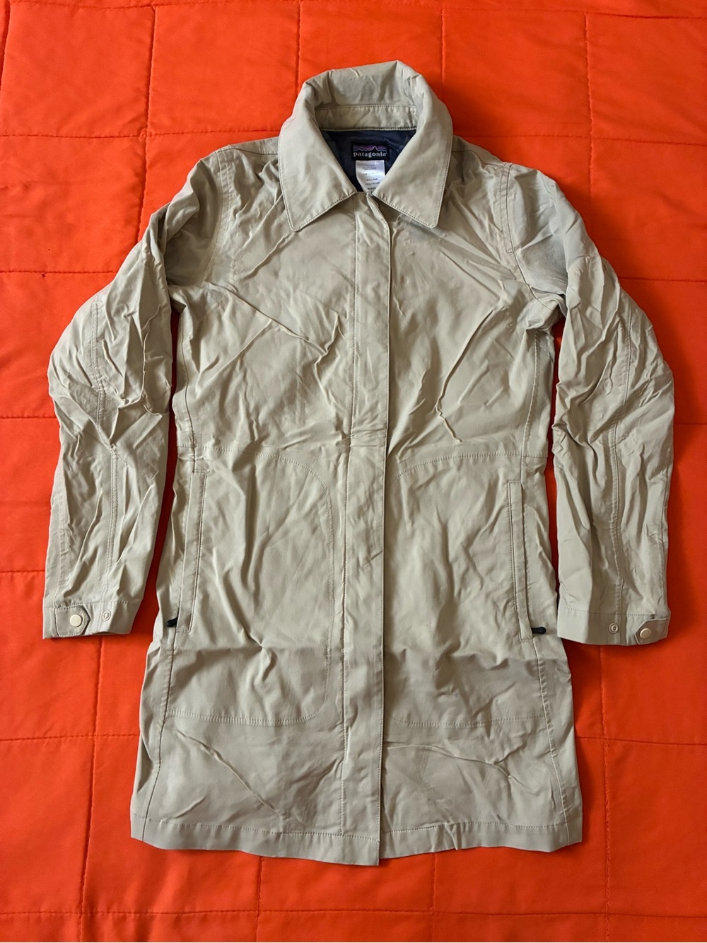 Patagonia Jackets Coat Womens XS Tan/Beige Lightweight Mid Length Full Zip